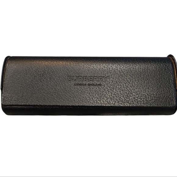 BURBERRY BLACK EMBOSSED PEBBLE LEATHER SUNGLASSES CASE. GLASSES NOT INCLUDED. - Picture 1 of 10